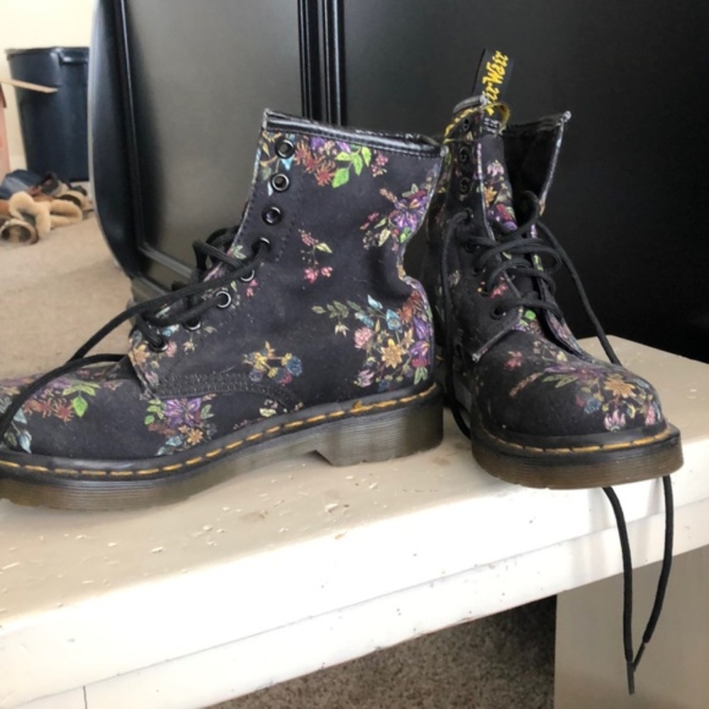 Rare Canvas Black Floral Doc Marten Boots